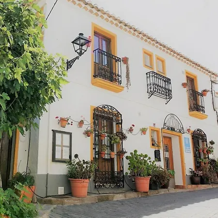 Casona Granado Hotel El Pilar y Provincias